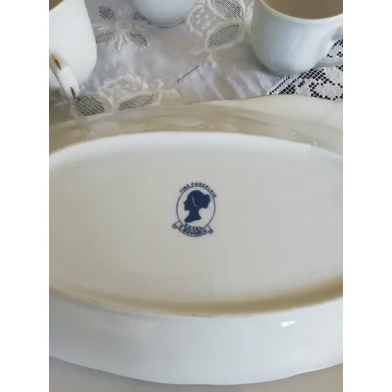 Vajilla Bavaria Alemana 12 Puestos Bordes De Oro