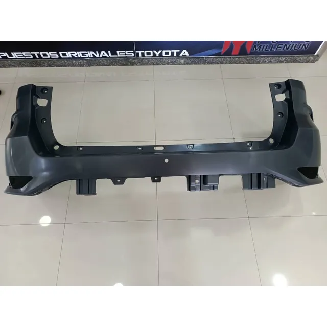 Parachoque Trasero Fortuner Dubai 2018-2020-2021-2022-2024