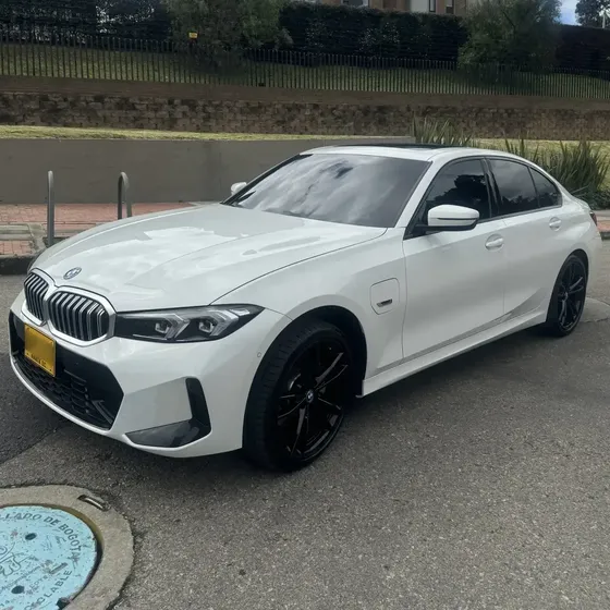 BMW Serie 3 2023 2.0 330e F30 Iperformance Edicion M