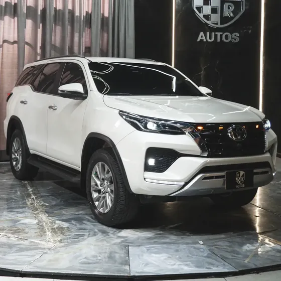 Toyota Fortuner 2022 Fortuner 2.4 Diesel Srv