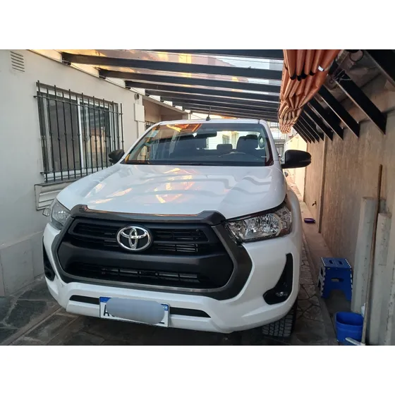 Toyota Hilux Pick-up 2.8 Cd Sr 177cv 4x4 At