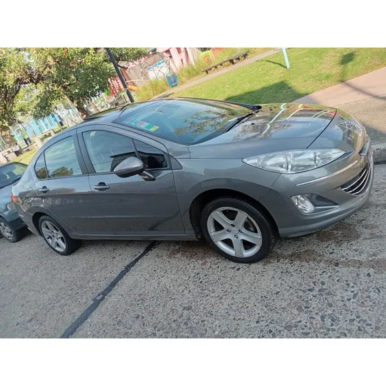Peugeot 408 2.0 Allure Nav 143cv