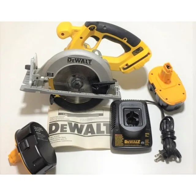 Sierra Circular Inalámbrica Dewalt Dc390. Baterías Nuevas.