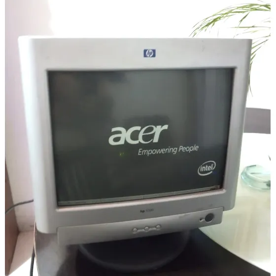 Monitor Hp 5500 Crt 15 Pulgadas