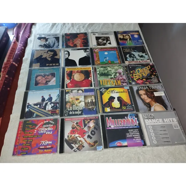 32 Cd's De Música Remate / (leer Descripción)