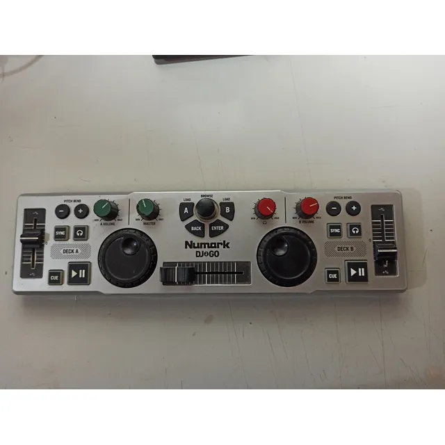 Numark Dj 2 Go Dj Ultra-portátil Para Pc Conexión  Micro Usb