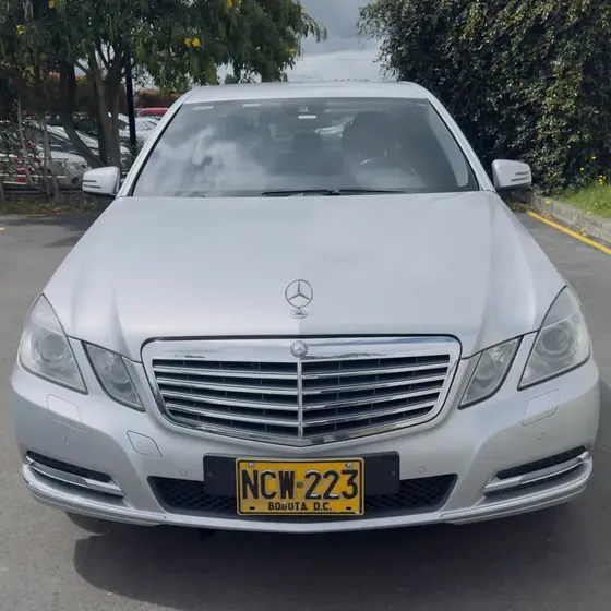 Mercedes-Benz E 200 Cgi 2013 Sedan