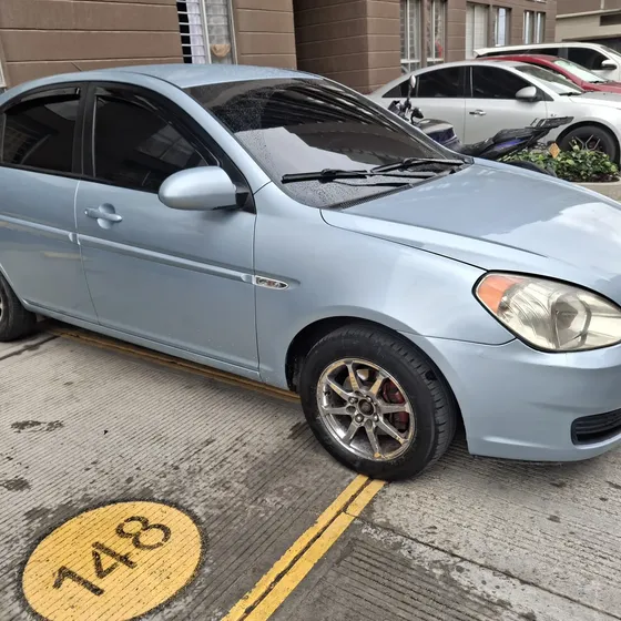 Hyundai Accent 2008 1.4 Gls 5 P