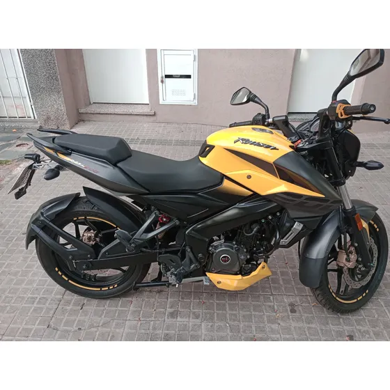 Ns 200 Cómo Nueva. Vtv. Policial.todo Al Día. Cómo Nueva