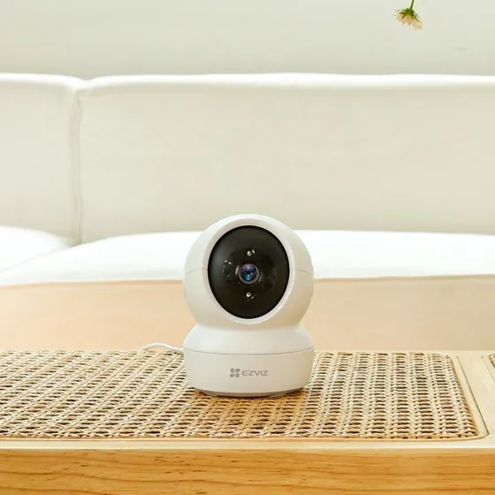 Camara Cs-h6c-r105-1l2wf Ip Interior 2mp Ezviz