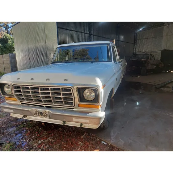 Ford F-100 3.6 Std