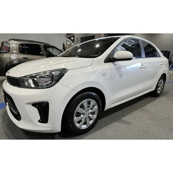 Kia Soluto 1.4 Emotion Mt usado en Suba