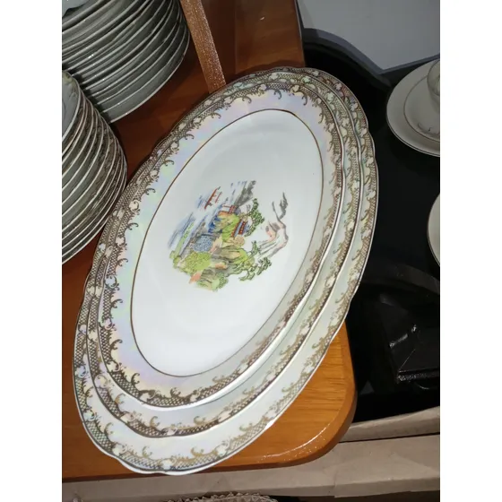 Belíssimo E Delicado Aparelho De Jantar Com Demais Peças!