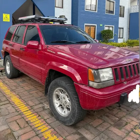 Jeep Grand Cherokee 1995 5.2 Laredo