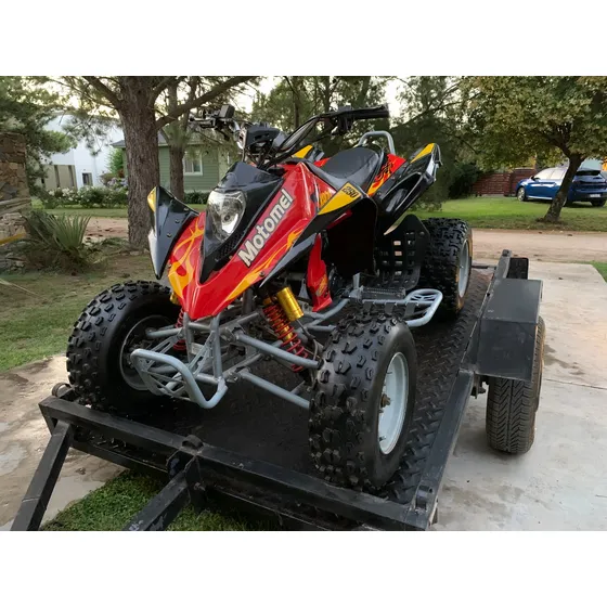 Motomel Volkano 250cc (incluye Trailer)