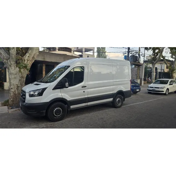 Ford Transit 2.2 Furgon Mediano 350m