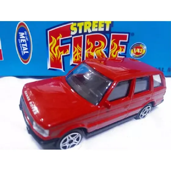 Range Rover E;1:43 Bburago