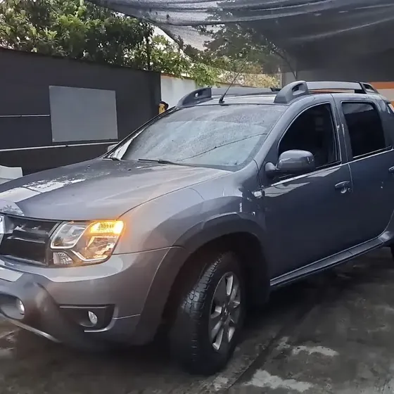 Renault Duster Oroch 2020 2.0 Intens