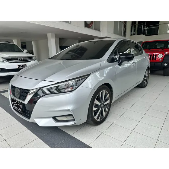 Nissan Versa 1.6 Exclusive
