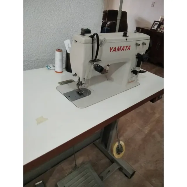 Maquina Coser Yamata 