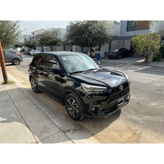 Toyota Raize 1.0t Xle Fwd Cvt
