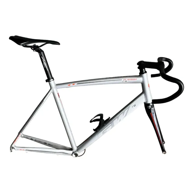 Marco Gw Aluminio Ultraligero Flamma + Manubrio Y Sillín Xl