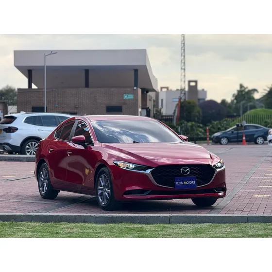 Mazda 3 Touring Híbrido