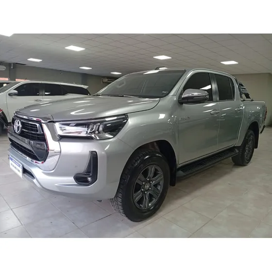 Toyota Hilux Pick-up 2.8 Cd Srv 177cv 4x4