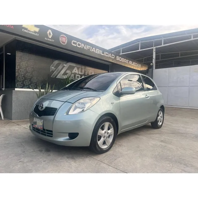 Toyota Yaris Sincronico