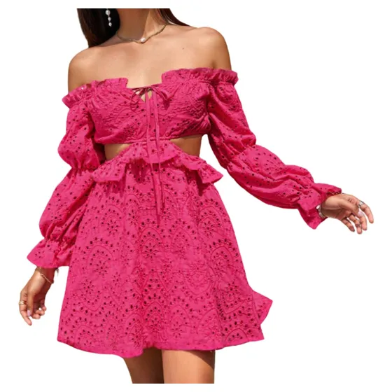 Vestido Corto Con Hombros Descubiertos Glamaker Talla M
