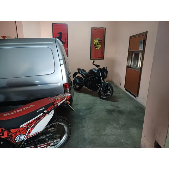 Bajaj Dominar D400