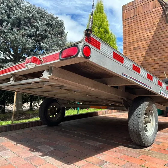 Trailer Triton Americano