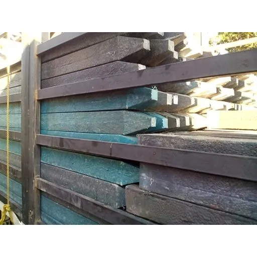 Estantillos De Madera Plastica Macizos 7cmx7cmx2mts
