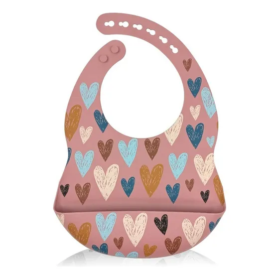 Babero Silicona Con Bolsillo Premium Regulable Estampas Flex Corazón