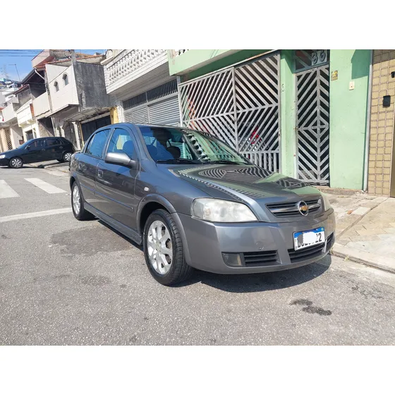 Chevrolet Astra 2.0 Advantage Flex Power 5p
