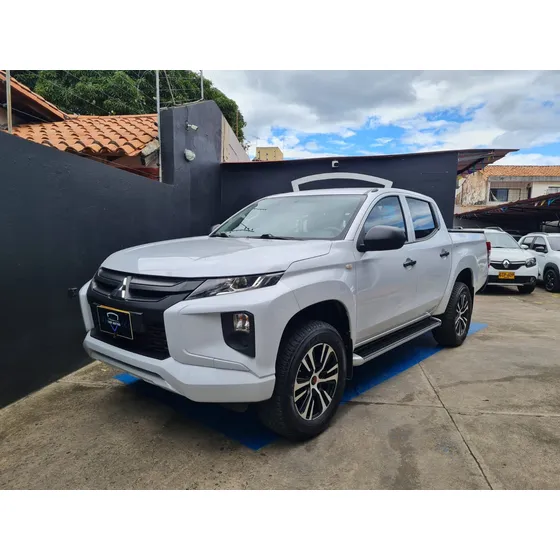 Mitsubishi L200 2.5l