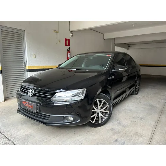 Volkswagen Jetta 2.0 Comfortline 120cv Flex 4p Tiptronic