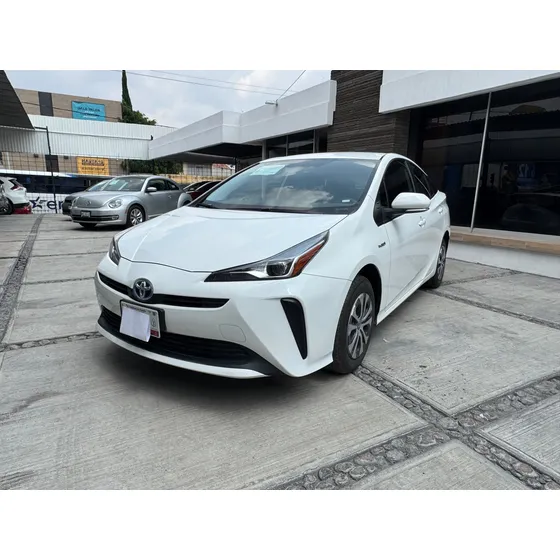 Toyota Prius 1.8 Base Cvt
