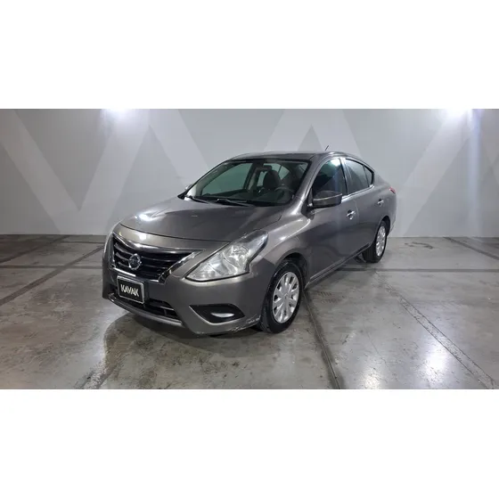 Nissan Versa 1.6 Sense Ta Ac