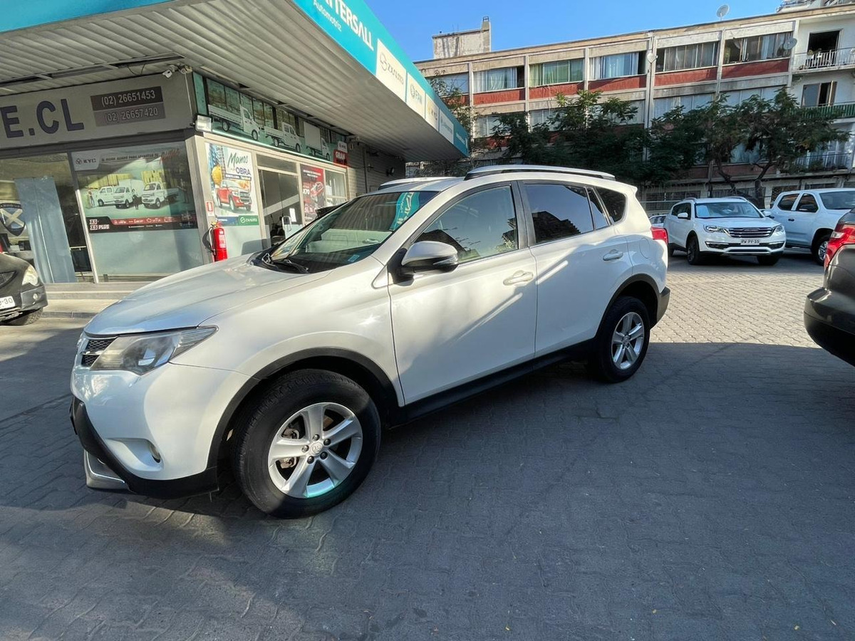 Toyota Rav4 4x2 2.5 2013