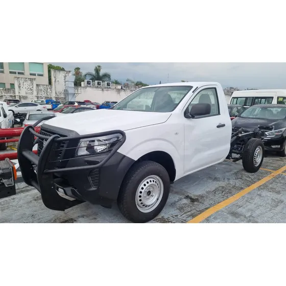 Nissan Np300 2.5 Chasis Cabina Mt