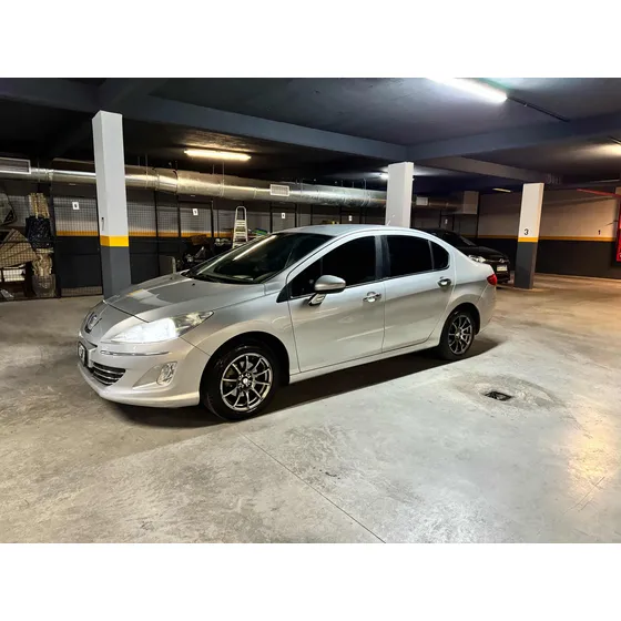 Peugeot 408 2.0 Allure 143cv