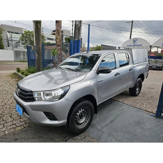 Toyota Hilux 2.8 Std 4x4 Cd