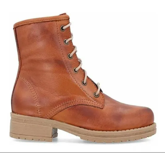 Bota De Cuero Clásica Con Planta De Caucho - Modelo 45004
