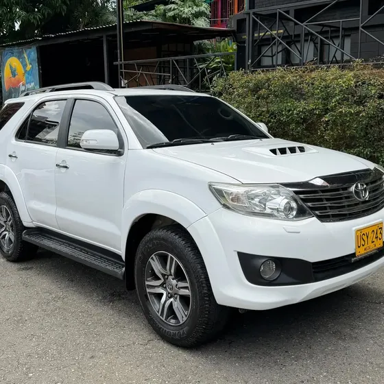 Toyota Fortuner 2015 3.0 Diesel 4x4