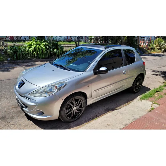 Peugeot 207 1.6 Xt