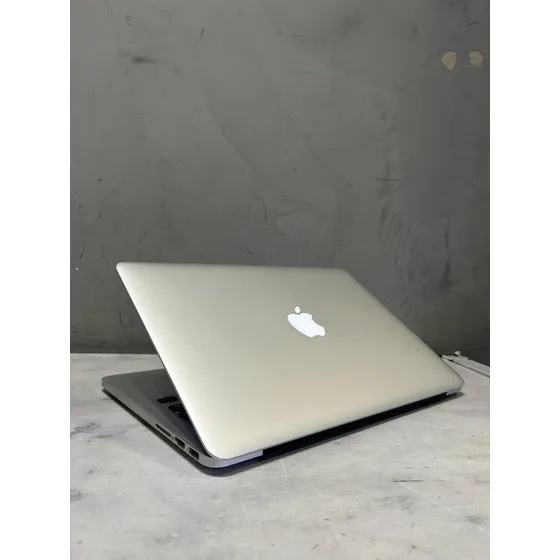 Apple Macbook Pro A1502 I5 8/250gb Semi Novo Cinza