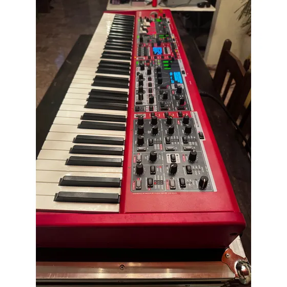 Teclado Nord Stage 4. 73ha Piano