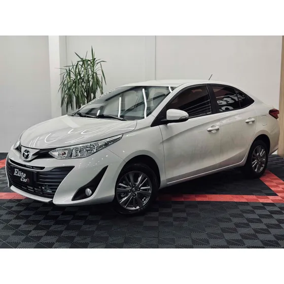 Toyota Yaris Sedán 1.5 16v Flex Sedan Xl Plus Connect Multidrive