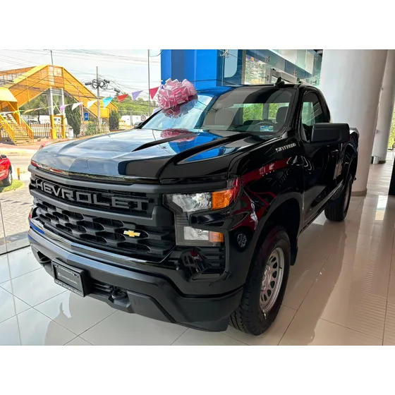 Chevrolet Silverado 5.3 V8 Cabina Regular 4x4 At